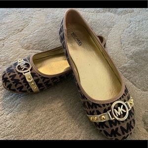 Girls shoes MK